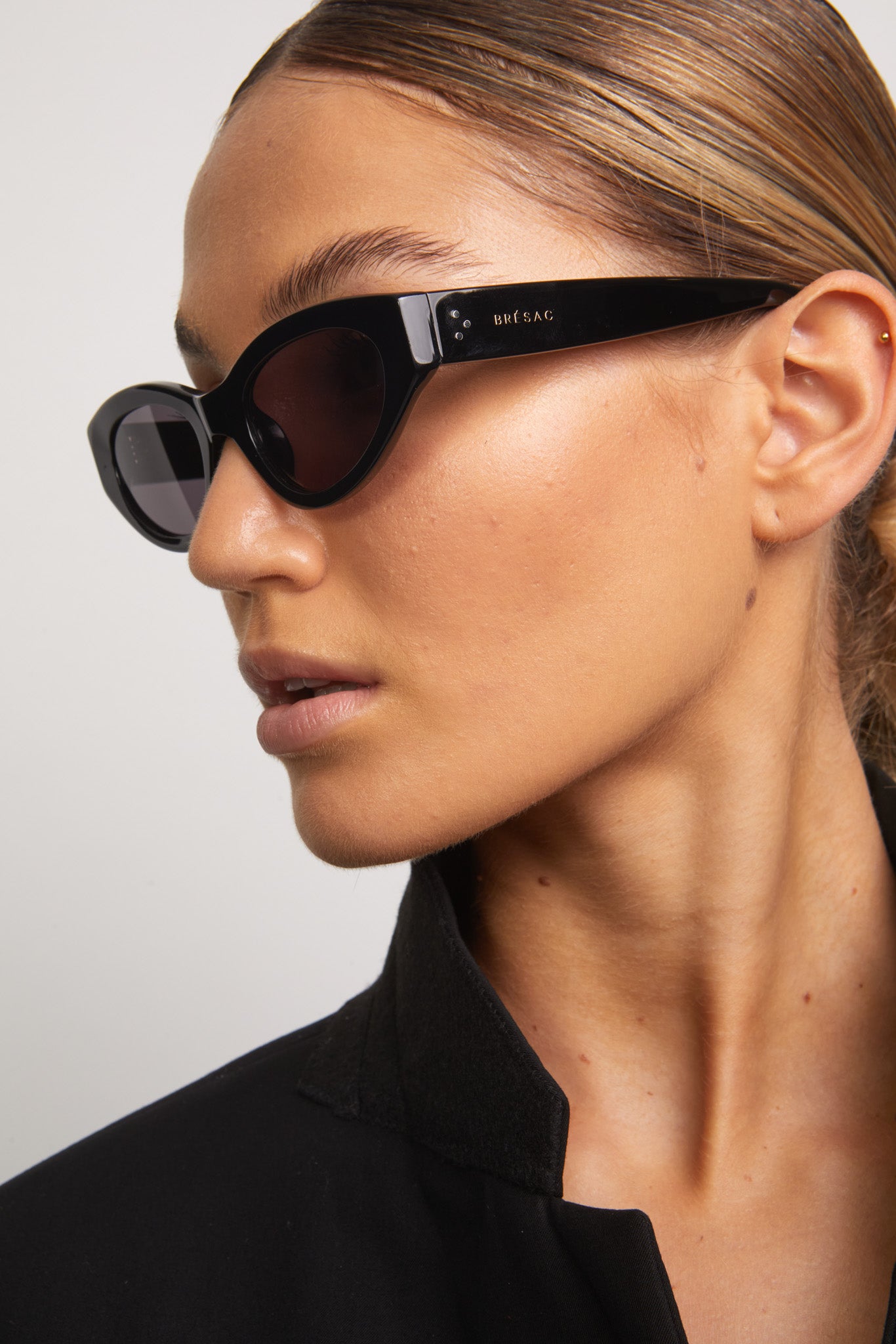 BF09 - BLACK
