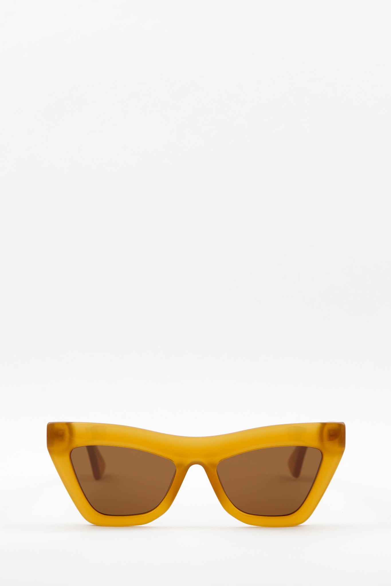 0006 - AMBER
